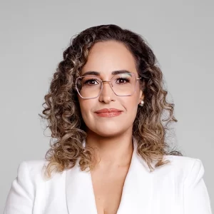 Foto de Dra. Ana Paula • Tratamento de fibromialgia e dores crônicas